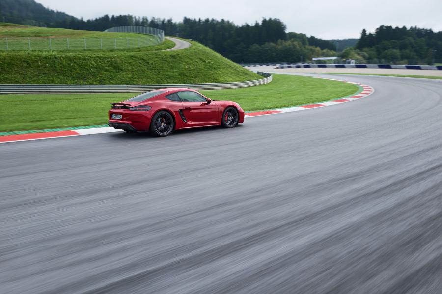  Porsche 718 Cayman GTS (982C) 2017 года  (WW) (фото 4 из 62)